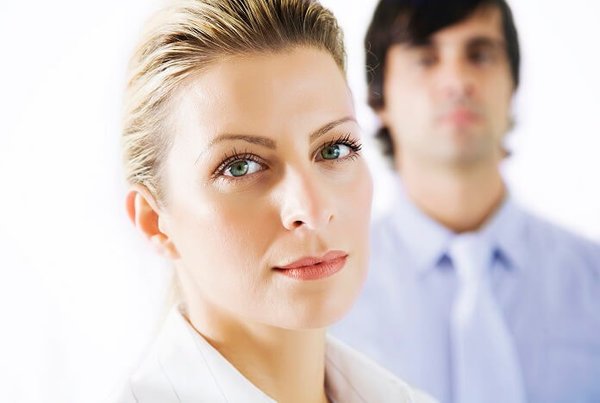 Passive Behaviour at Work: Signs, Examples and How to Respond